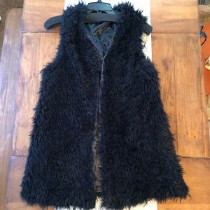 NWT Black faux fur vest